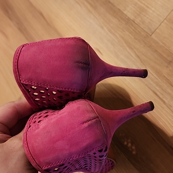 Zara laser cut Suede pumps Sz 38 - Picture 10 of 10